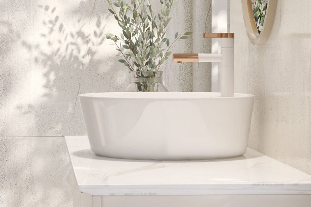 small luxury bathroom designs